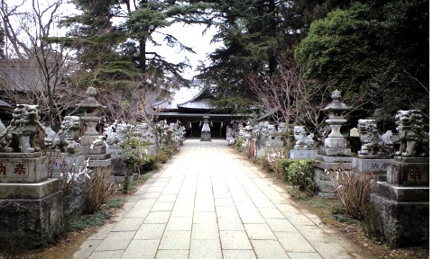大宝八幡宮狛犬の行列