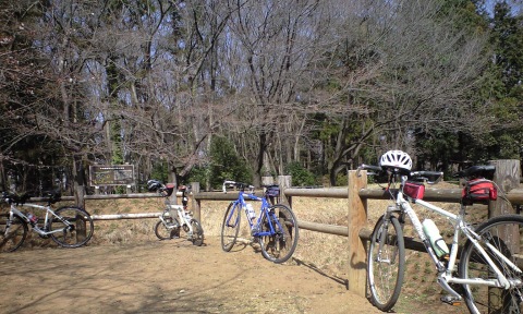 4人の自転車