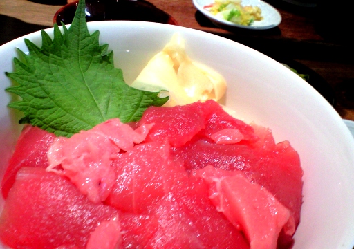てがのや(まぐろ切り落とし丼).jpg