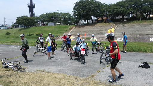 ゆるキャラ自転車パレード.jpg
