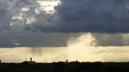 通り雨(越谷市上空)