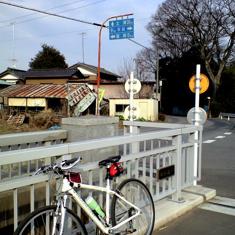 r135_03.jpg